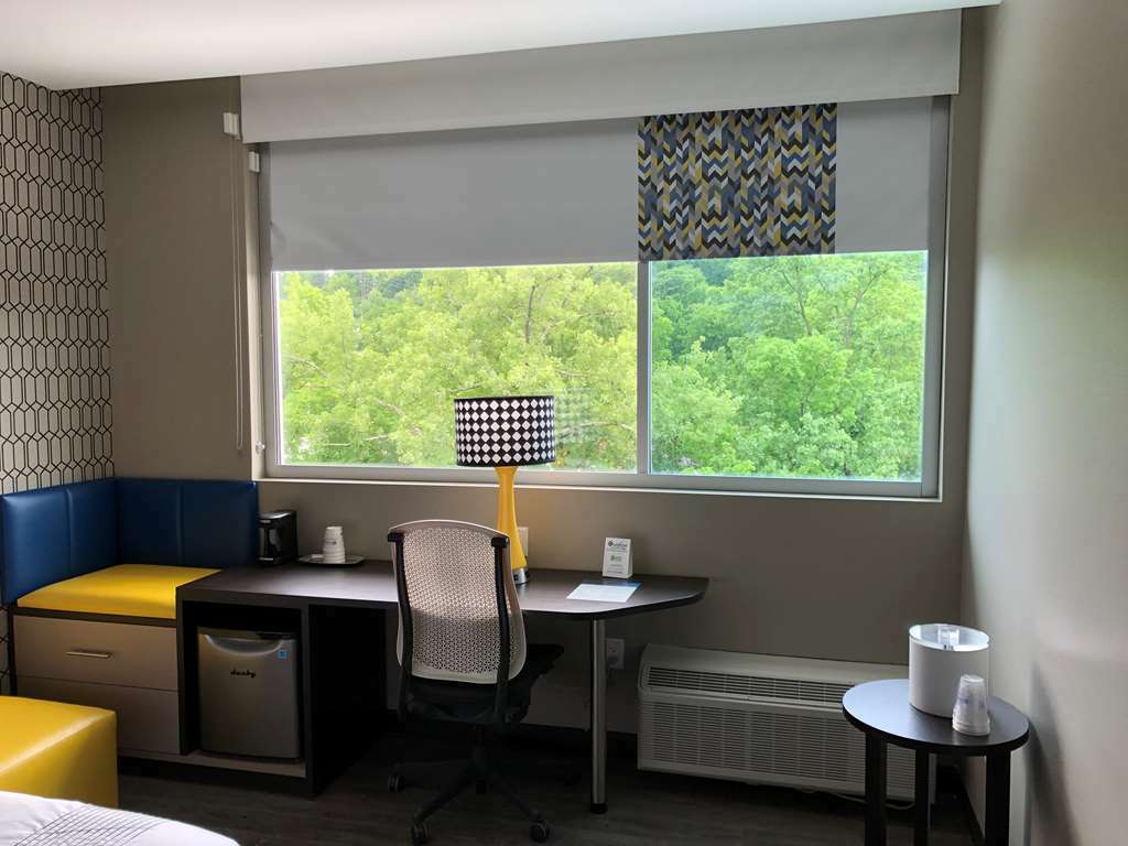 Glo Best Western Nashville Airport Стая снимка
